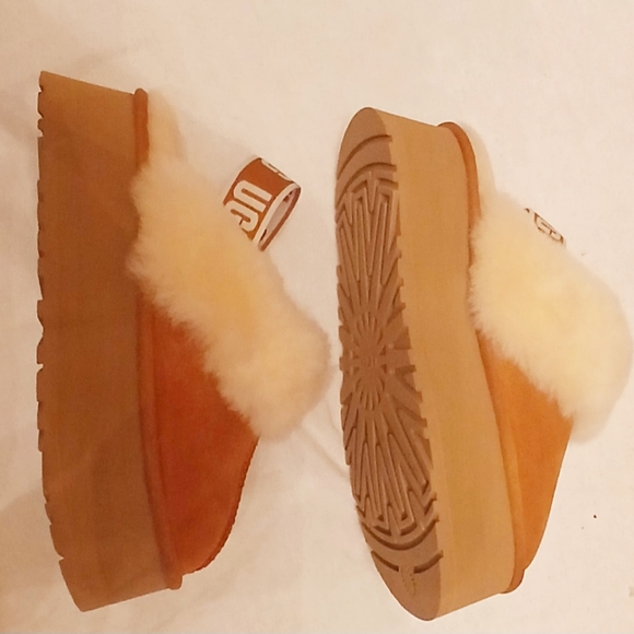 UGG Funkette Slipper, Chestnut, Size 8, *Brand New-Never Worn* (no box) - Picture 9 of 14